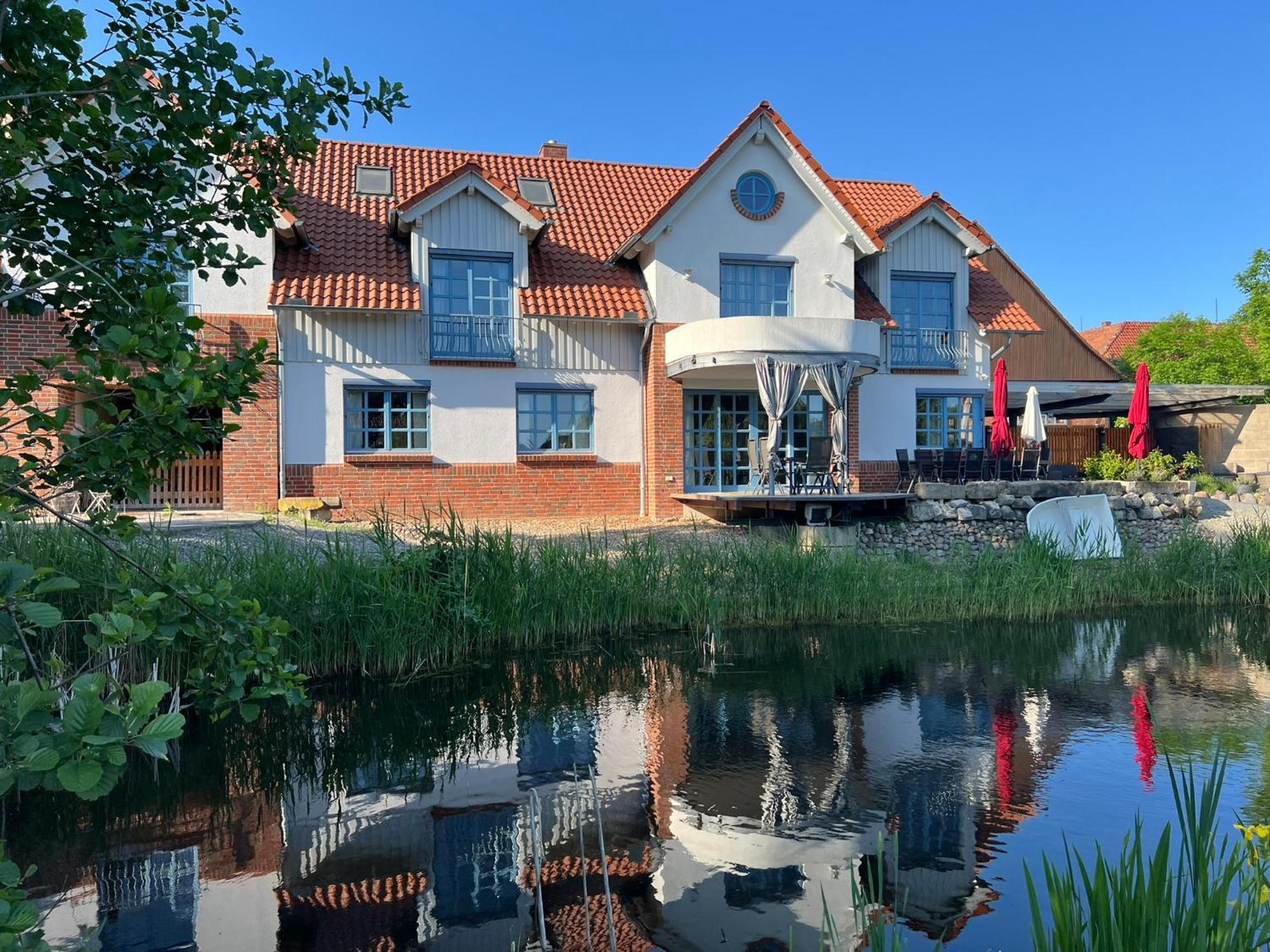 "Landhaus Thuner Heide" Mit Kamin, Whirlpool & Feuerstelle Braunschweig Exterior photo